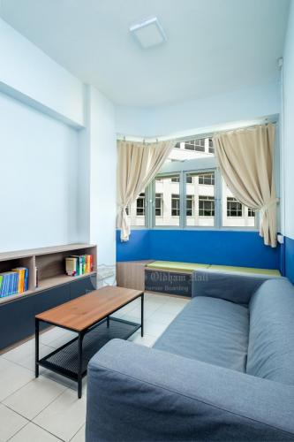 premium-room-living-area-2-low